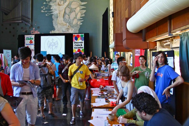 Melbourne University O-Week: Clubs and Societies Expo 2012