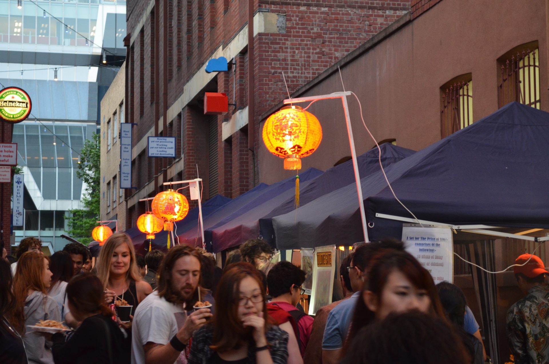 Chinatown night-market. Photo: Weekendnotes