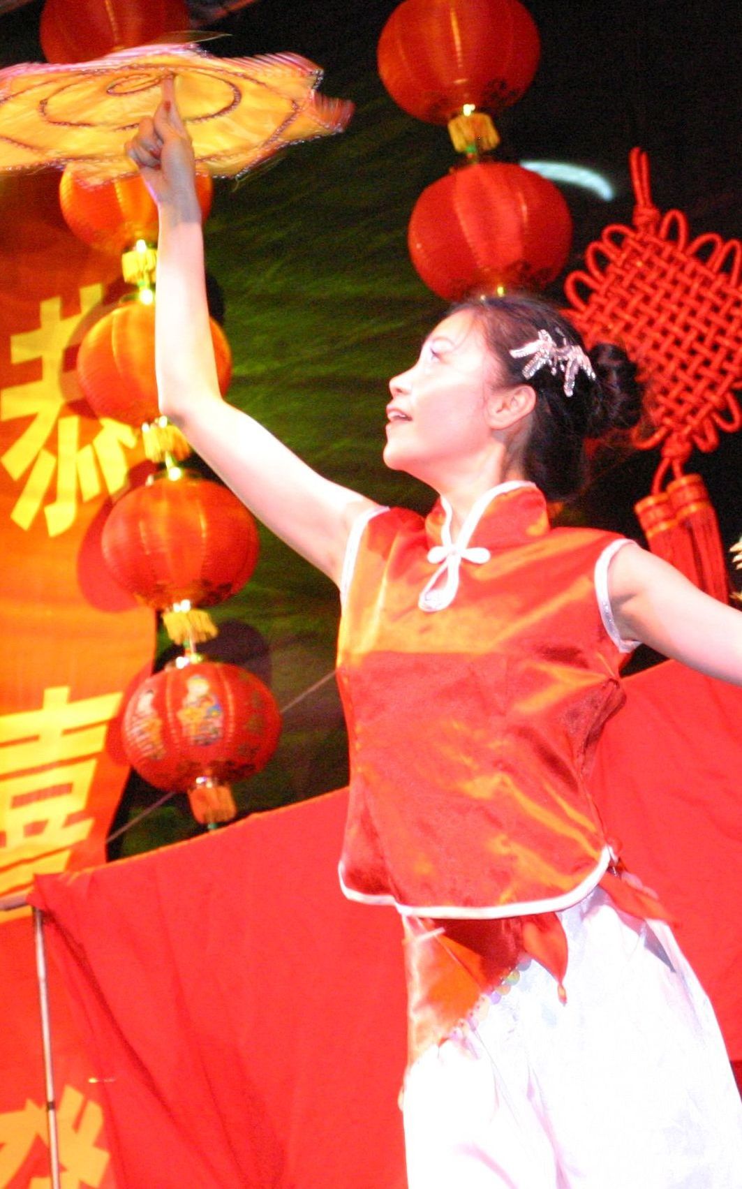 Chinese Dance at New Year. Photo credit: City of Melbourne.