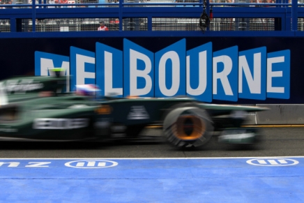 Fast cars, intense action: The 2013 Australian Grand Prix