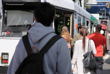 Public transport concessions for international students: When Victoria, when?