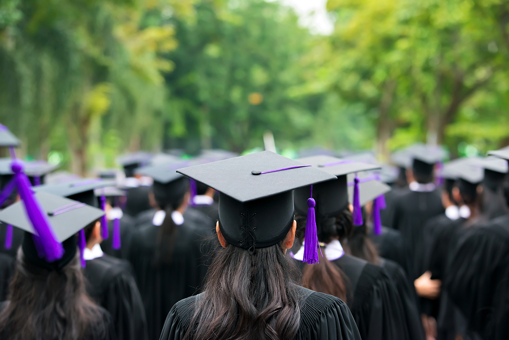 students-graduating-degree